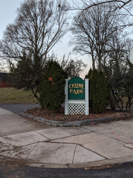 Half block from Center Park - 820 N 4th St