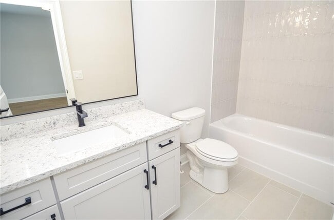 Building Photo - 3963 Enclave Wy