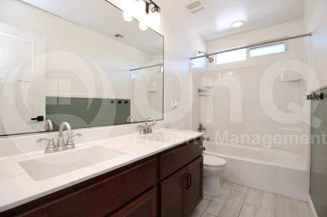 Building Photo - 24758 W Huntington Dr