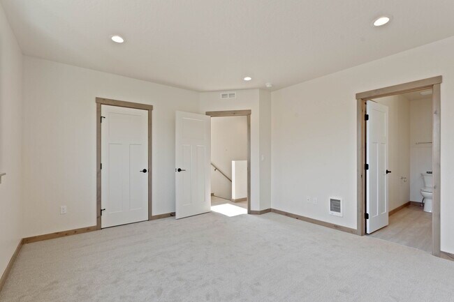 Building Photo - 3578 Blaze Lp