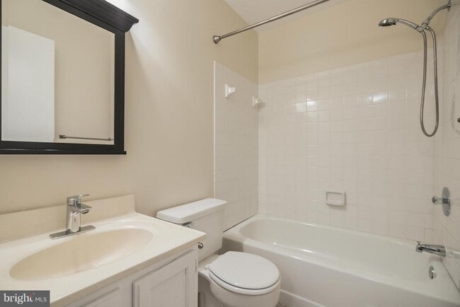 Building Photo - 13831 Grey Colt Dr