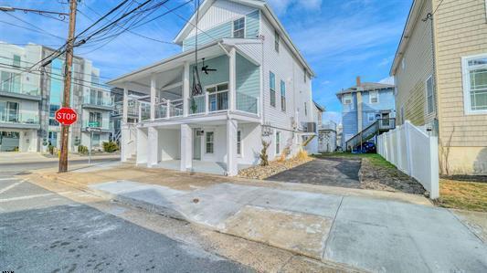 Building Photo - 129 N New Haven Ave