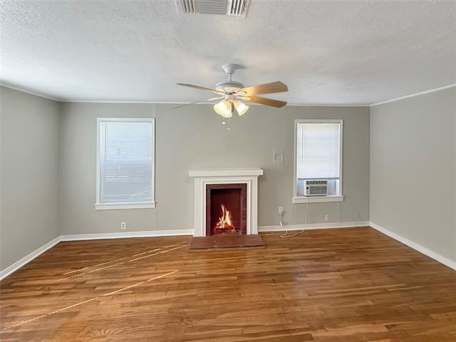 Building Photo - 4924 Penrose Ave