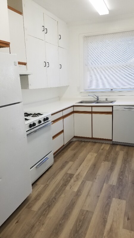 Building Photo - 980 Islay St