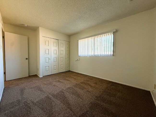 Building Photo - Fully Remodeled Home in Prime Location – Move-In Ready!