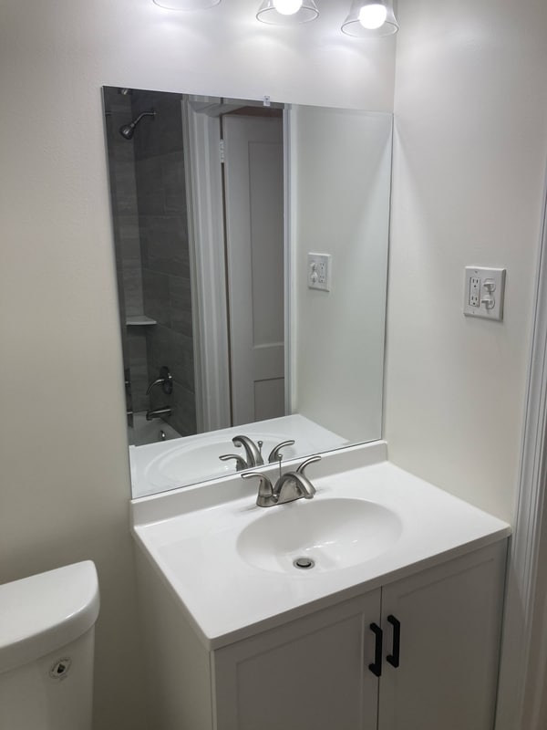 Building Photo - 705 Fallon Ave