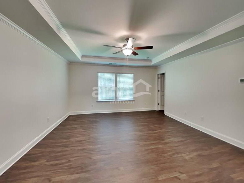 Building Photo - 7325 Garrett Ct