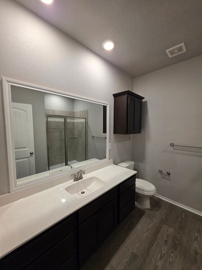 Building Photo - 3 Bedroom / 2 Bathroom Townhome – Copperas Cove - MOVE IN READY