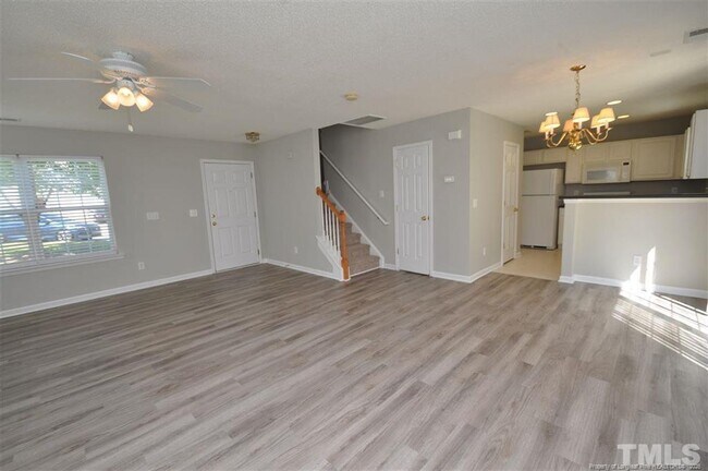 Building Photo - 5909 Rivercliff Ct