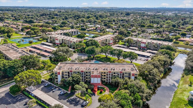 Building Photo - 23345 Carolwood Ln