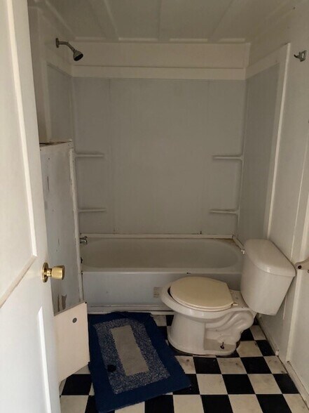 Building Photo - 920 Boardwalk Ln