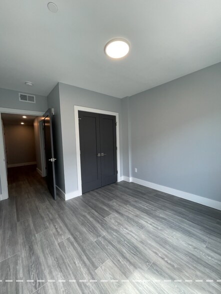 Building Photo - 367 Western Ave