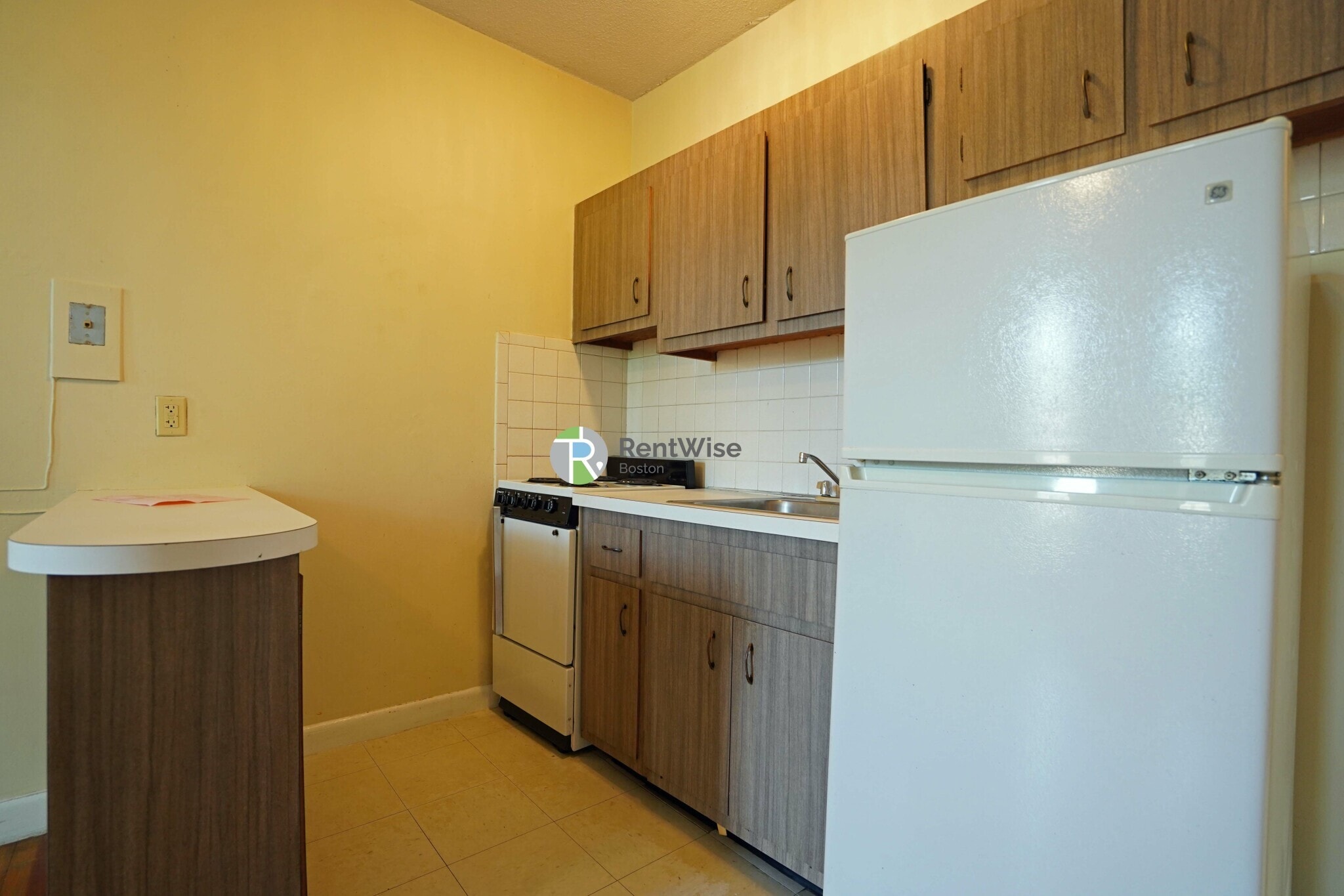 Building Photo - 1132 Commonwealth Ave