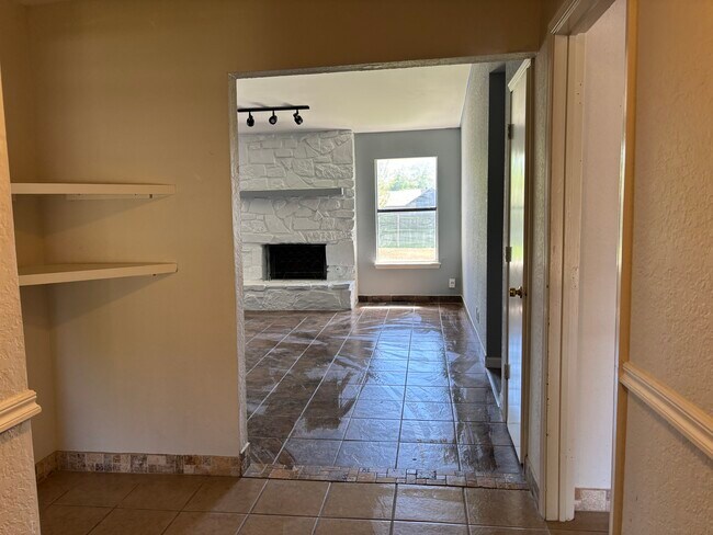 Building Photo - 36th street property