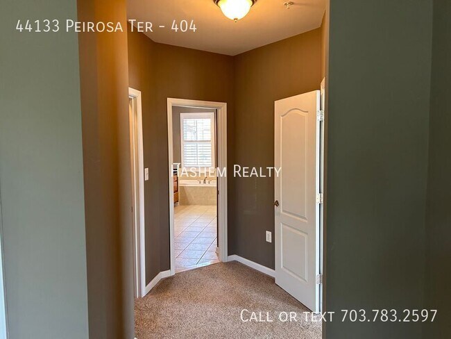 Building Photo - 44133 Peirosa Terrace
