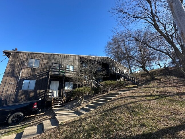 Building Photo - 1202 19th St