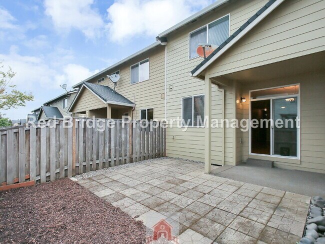 Building Photo - 14286 Russ Wilcox Way