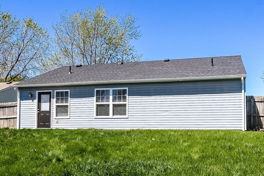 Building Photo - 12719 Spurrington Way