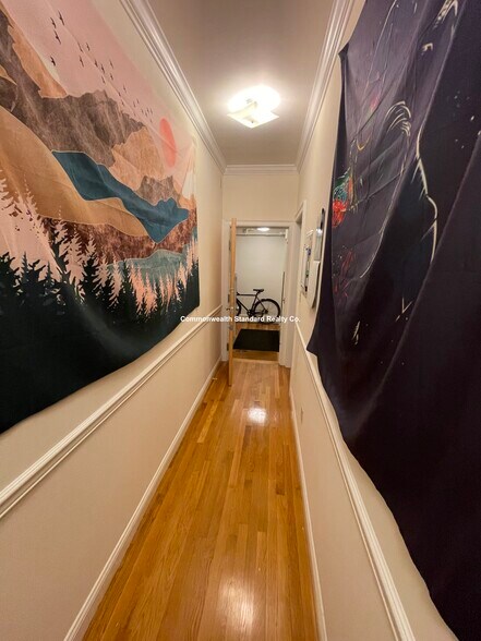 Building Photo - 4 Park Vale Ave