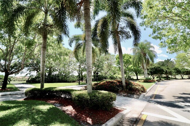 Building Photo - 2686 Palmer Pl