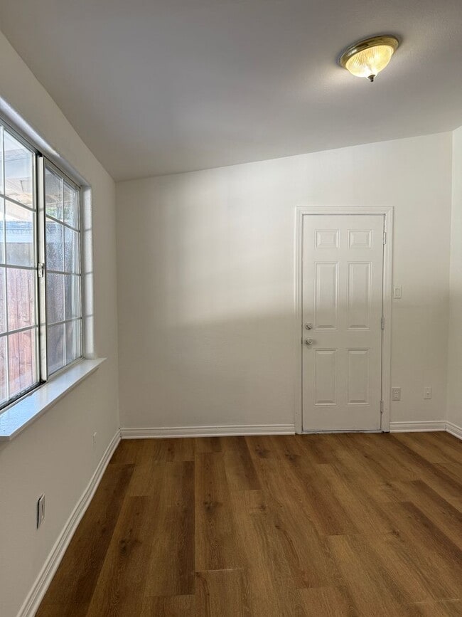 Building Photo - Charming 4-Bedroom Home for Rent in San Be...