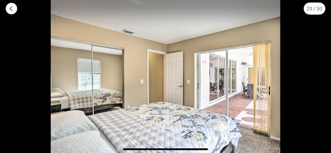 Building Photo - 2937 SE Cates Cir