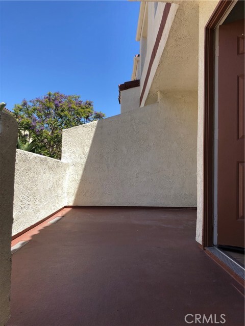 Building Photo - 2931 Plaza del Amo Plz