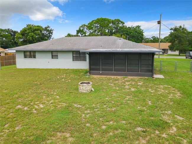 Building Photo - 5576 W Pine Cir