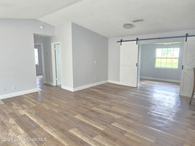 Building Photo - 1219 Meissen Ave NW