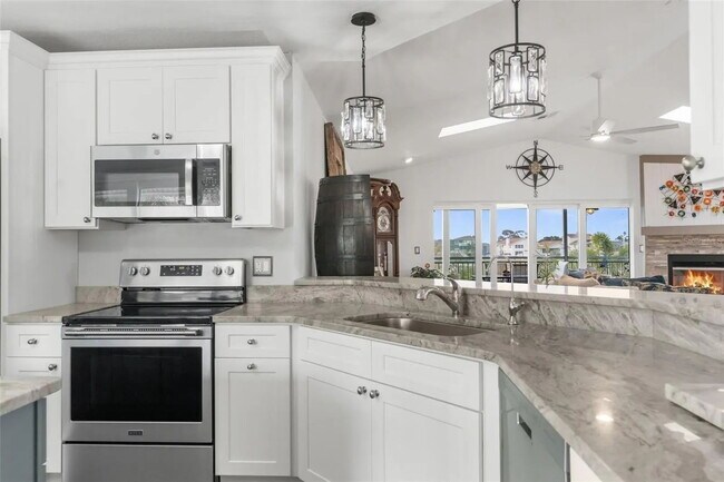 Building Photo - 6029 Bayway Ct