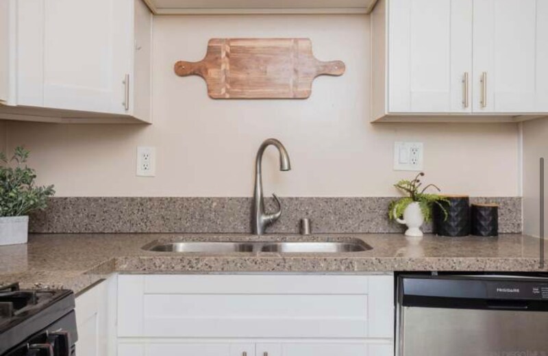 Building Photo - 503 41st St