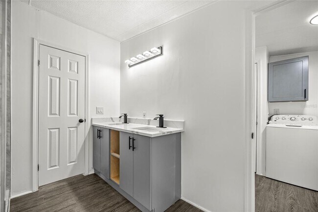 Building Photo - 16200 SW 57 St