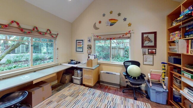 Building Photo - 76 Tamalpais-