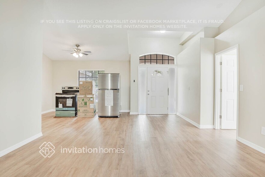 Building Photo - 2621 Alclobe Cir