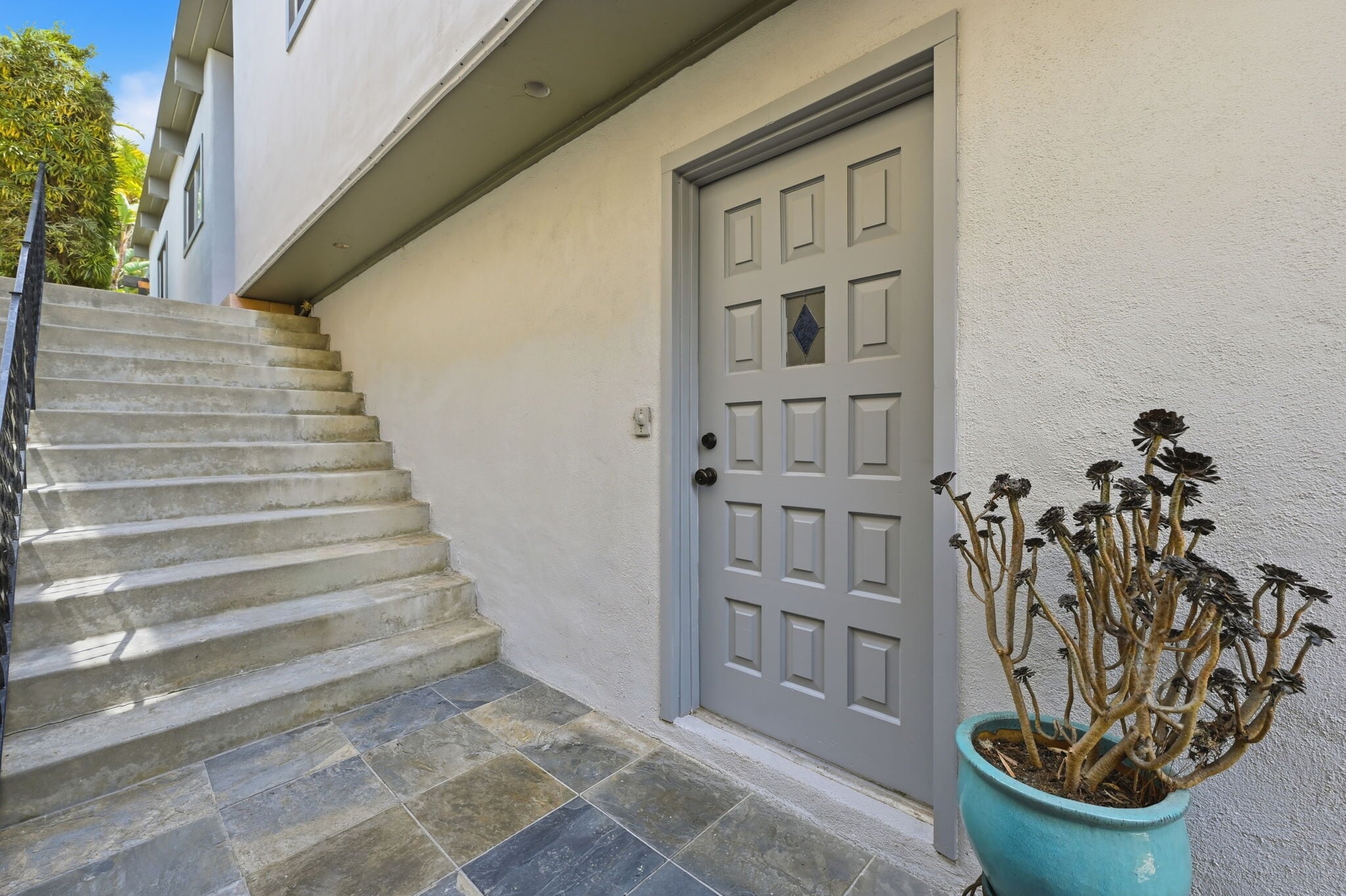 Building Photo - 2553 Via Merano