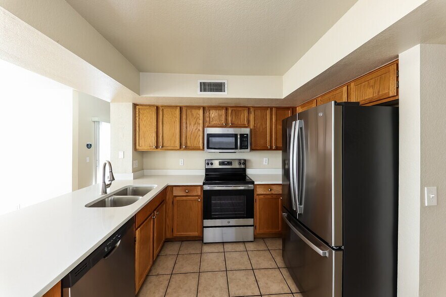 Building Photo - 20835 N 2nd Ave