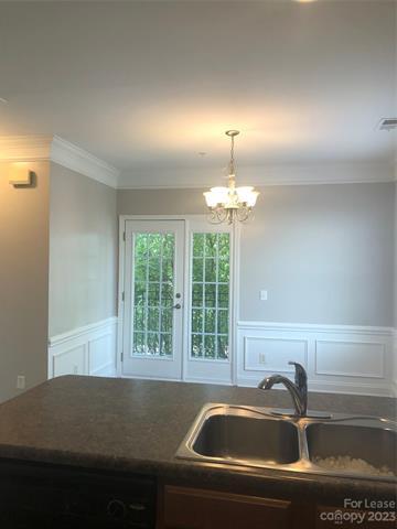 Building Photo - 105 Singleton Rd