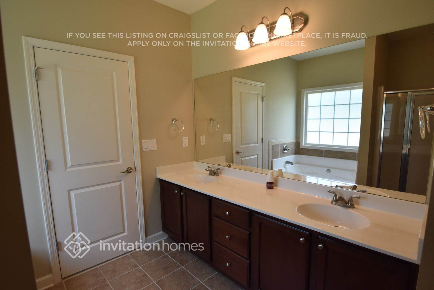 Building Photo - 4457 Links Blvd