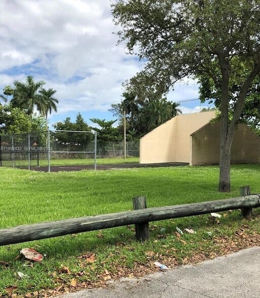 Building Photo - 438 NW 84th Terrace