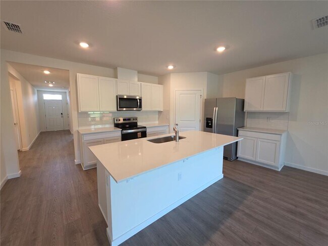 Building Photo - 1009 Champion Ridge Dr