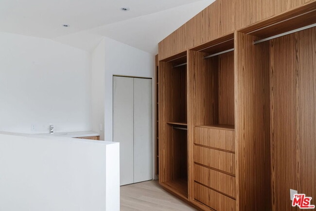 Building Photo - 340 Indiana Ave