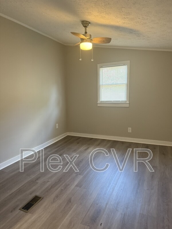 Building Photo - 4226 Oates Ave