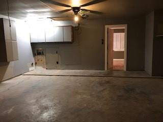 Building Photo - 317 N La Salle Dr