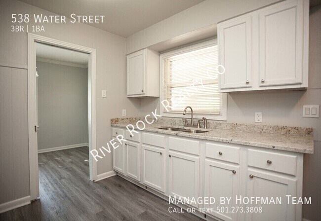 Building Photo - 538 Water St
