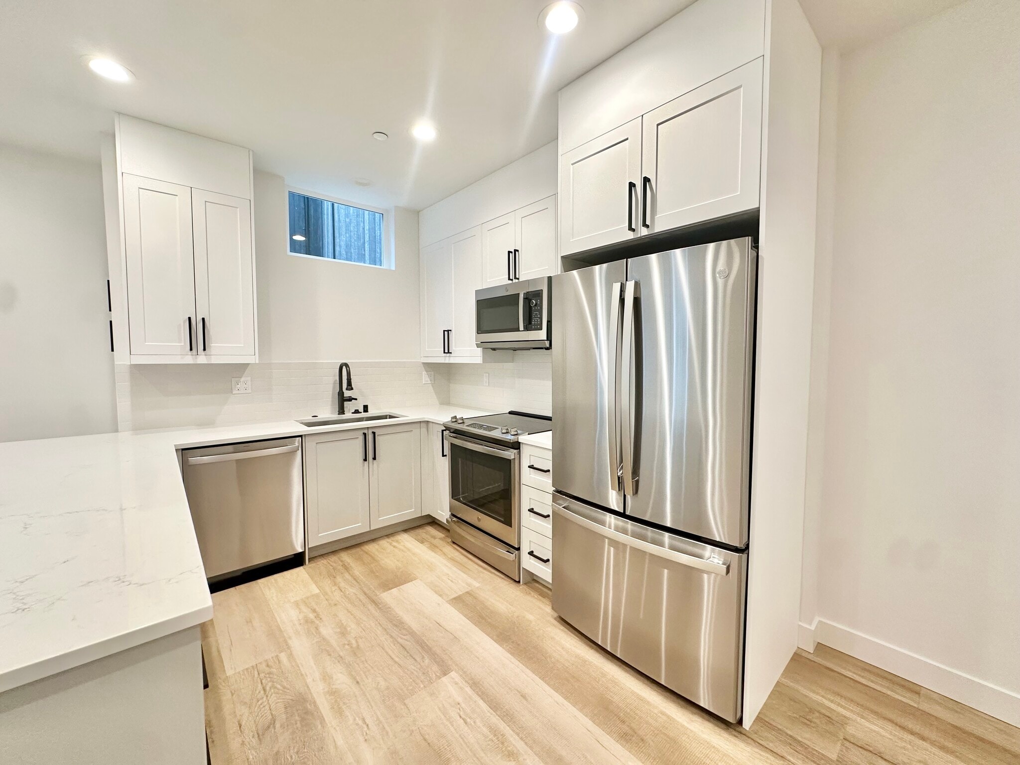 Building Photo - 1725 17th Ave