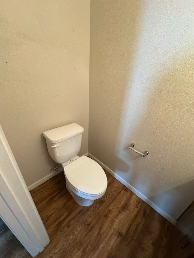 Building Photo - 3/1.5 Brick Home in West Lampasas