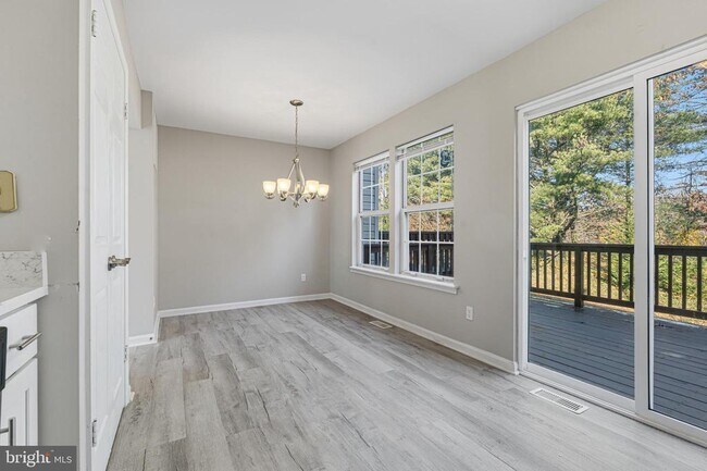 Building Photo - 3365 Cheverly Ct