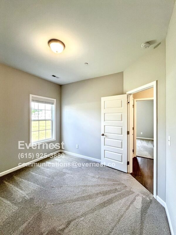 Building Photo - 1037 Echo Rdg Rd
