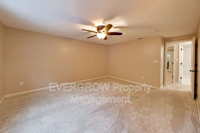 Building Photo - 9518 Bent Brook Dr