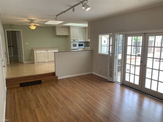 Building Photo - 4 br, 2 bath House - 1537 Heartwood Drive